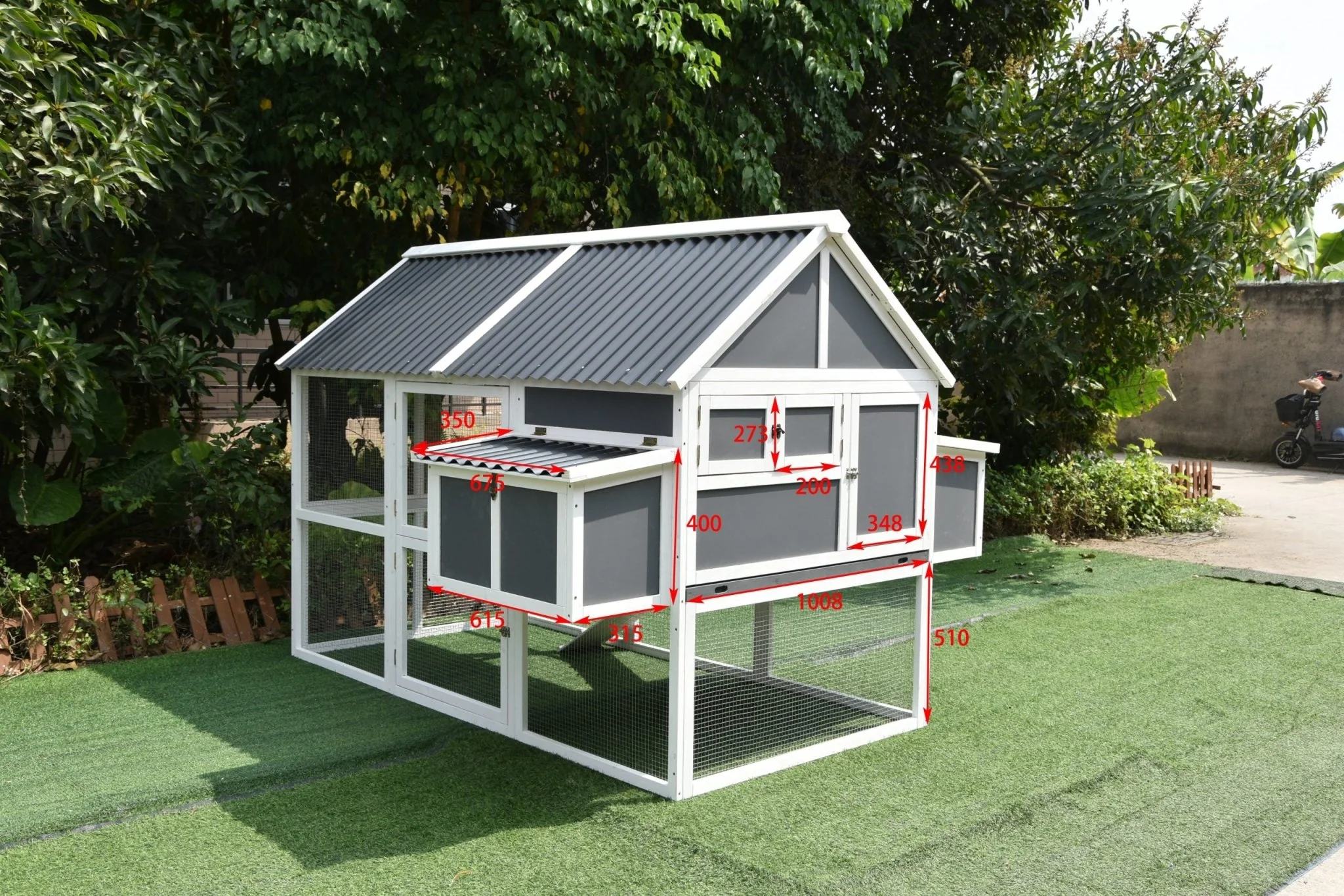 Large Gray Wooden Chicken Coop with Nesting Box & Run – P61415 - Image 4