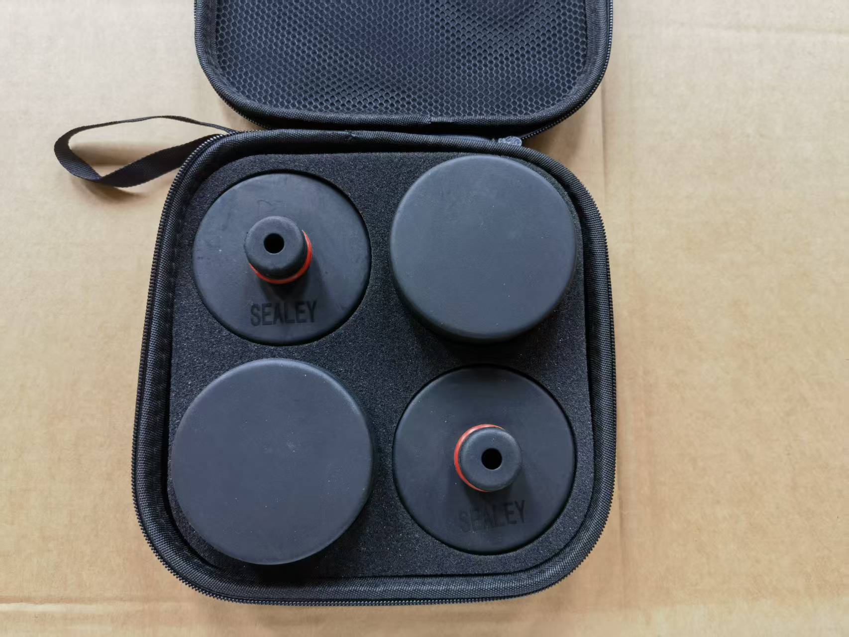 Lifting Jack Pad Set for Tesla Model 3/S/X/Y (2013–2025) 4-Piece Rubber Pucks with Storage Case LJPFT - Image 4
