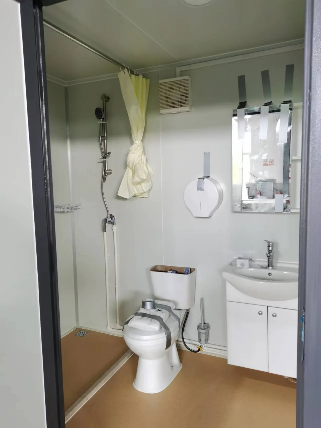 Mobile Toilet & Portable Shower Restroom Units Bathroom – Single, Double & Shower Models for Job Sites & Events - Image 15