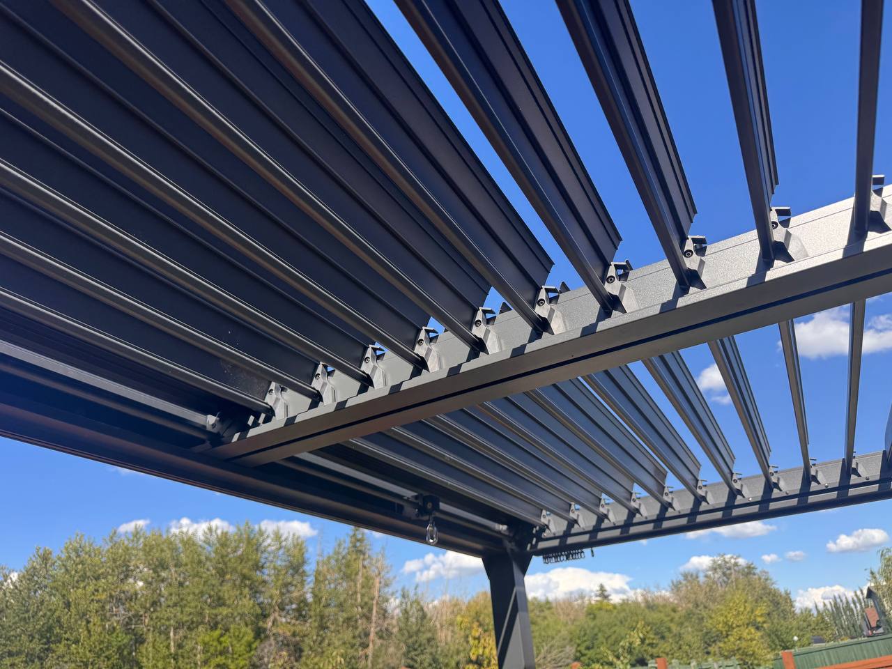 New 10x13 FT Aluminum Louvered Pergola Gazebo – Adjustable Roof Slats, Modern Outdoor Shade 1030608 - Image 6