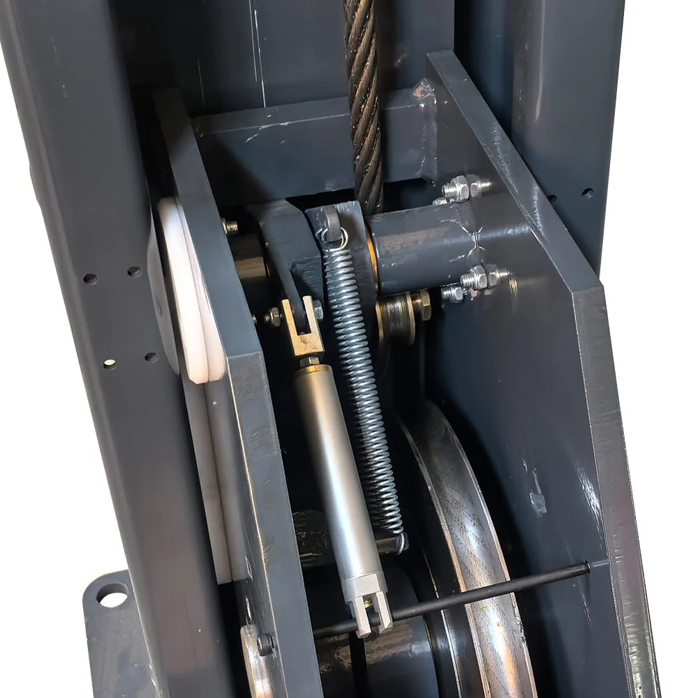New 15-Ton (33,069 lb) Four-Post Heavy-Duty Vehicle Lift – Pneumatic Lock, Semi Truck 7m HFL40150 - Image 8