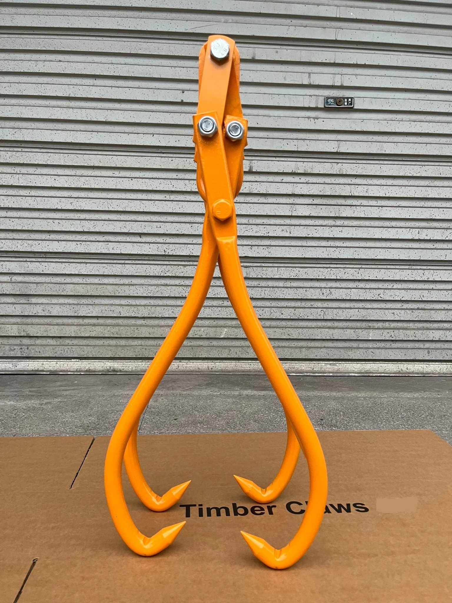 NEW 28" Log Tongs – Heavy Duty Timber Claw Hook for Lifting & Skidding Logs, 3000 lb Capacity, S1213 - Image 2