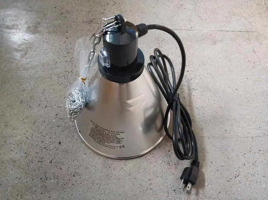 New Poultry Heat Lamp with Reflector & Red Bulb – Brooder Light for Chicks & Livestock BTB275