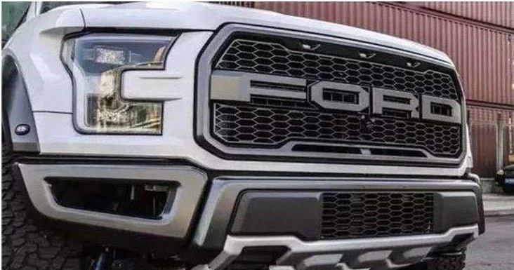 New Raptor Style Grille for 2015–2017 Ford F-150 – Charcoal Black Front Grill with LED Lights & FORD Letters 410157MCG