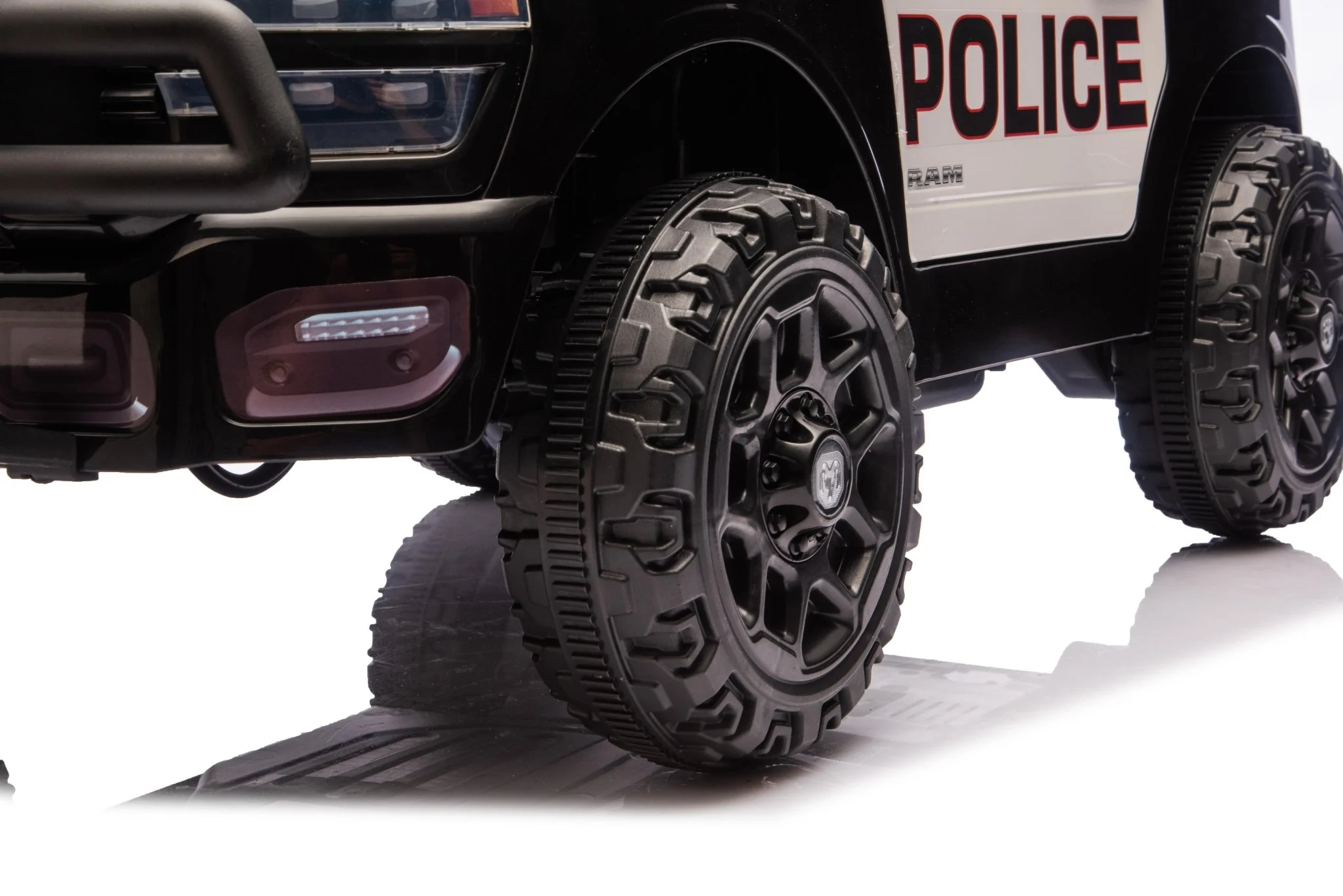 Police Cruiser Dodge RAM 3500 Licensed 24V Ride-On Truck – Remote Control, EVA Wheels, Leather Seat 2577PBK - Image 12