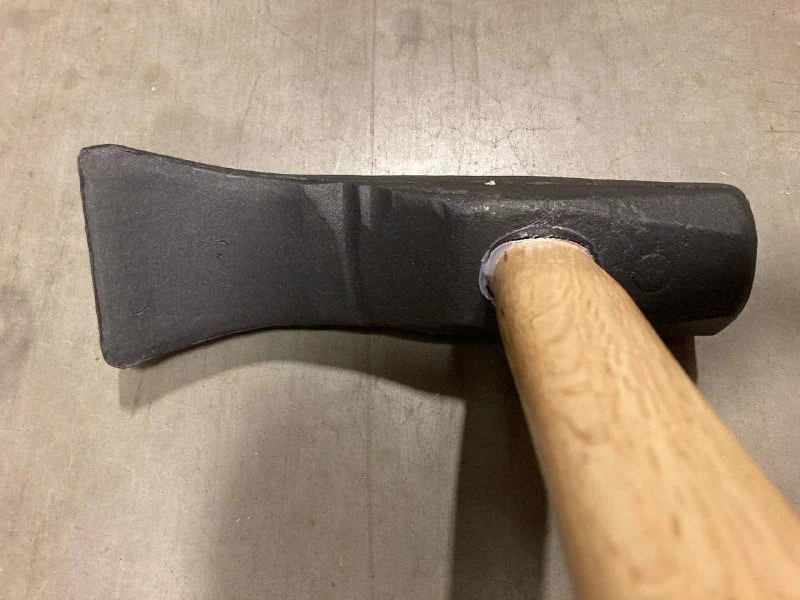 Heavy-Duty Tire Bead Breaking Hammer – Fiberglass or Wood Handle | Professional Tire Service Tool - Image 2