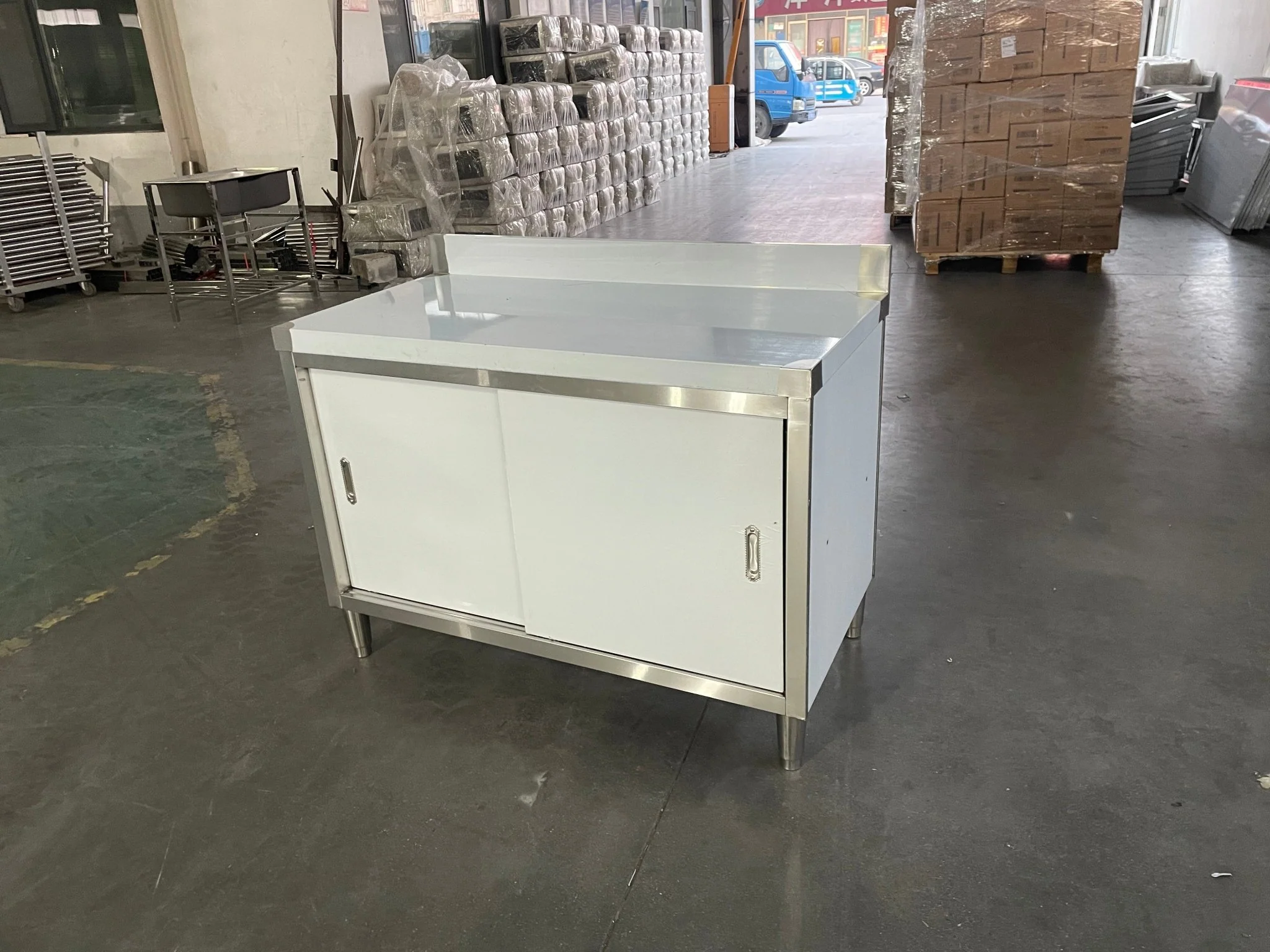 Stainless Steel Sliding Door Workbench – Garage & Restaurant Prep Table | Model 1218237 - Image 9