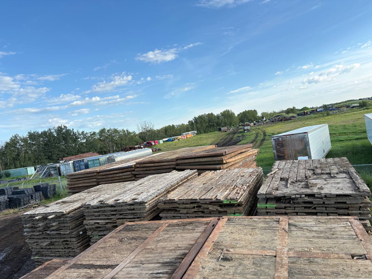 Rig Mats & Crane Mats – 20FT, 40FT, 8FT x 14FT – Regular Wear, Grade B, Grade C – Heavy-Duty Ground Protection for Construction & Oilfield - Image 15