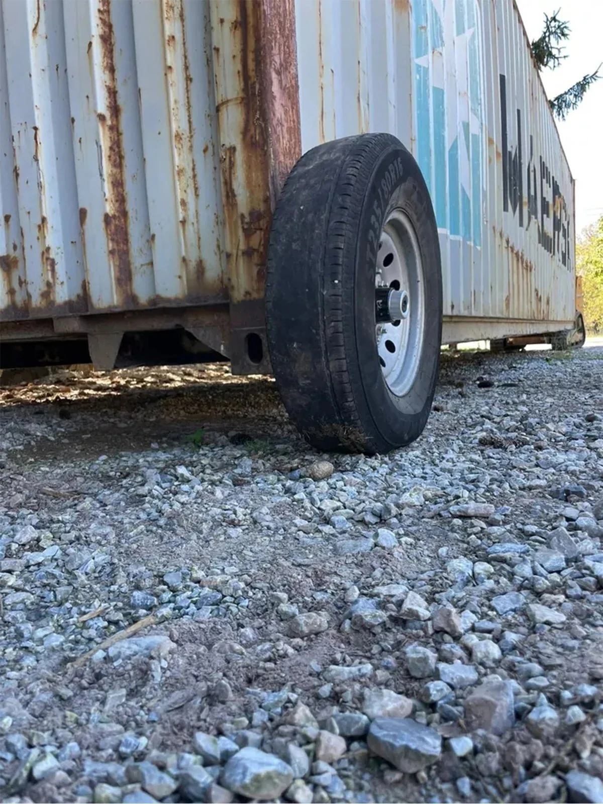 Shipping-Container-Wheels-8-Lug-8x6.5-Set-of-2-Heavy-Duty-4-Ton-Load-Capacity-Container-Mover-Kit CW8L650 - Image 3