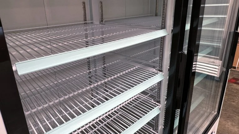 Siebel Commercial Display Refrigerator | Black Merchandise Fridge – G258BMF - Image 9