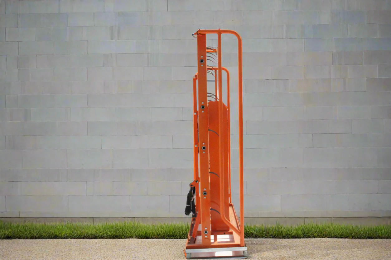 New Skid Steer Hay Accumulator Attachment– 24 Hook, 8-10 Bale Grab – SU328384 - Image 3