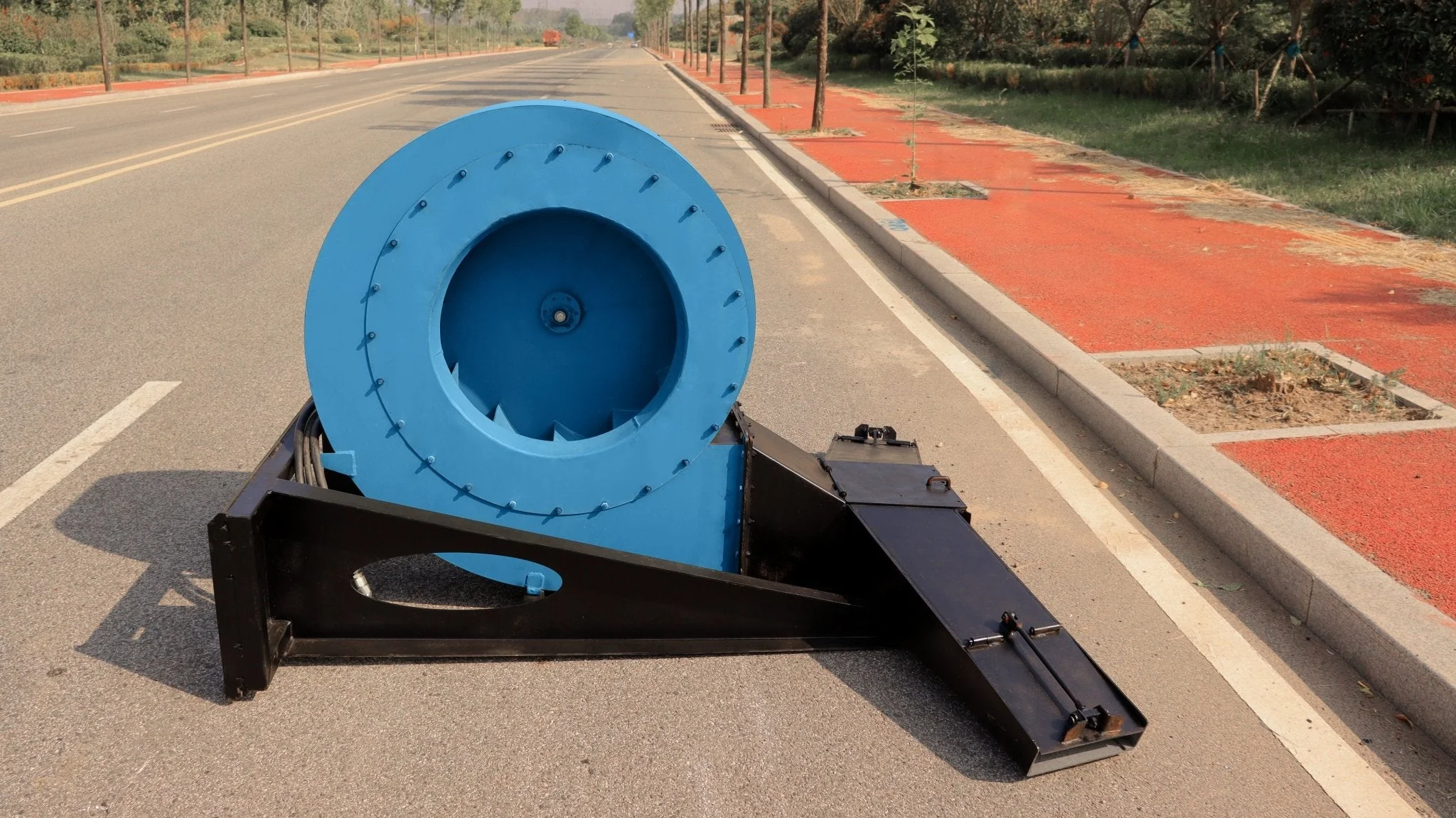 Skid Steer Snow & Debris Blower Attachment – High Power SU38481 - Image 4