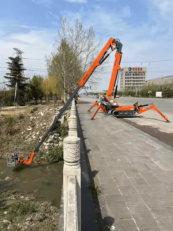 Spider Boom Lift 14.8 m Working Height Compact Track Aerial Platform THZ15