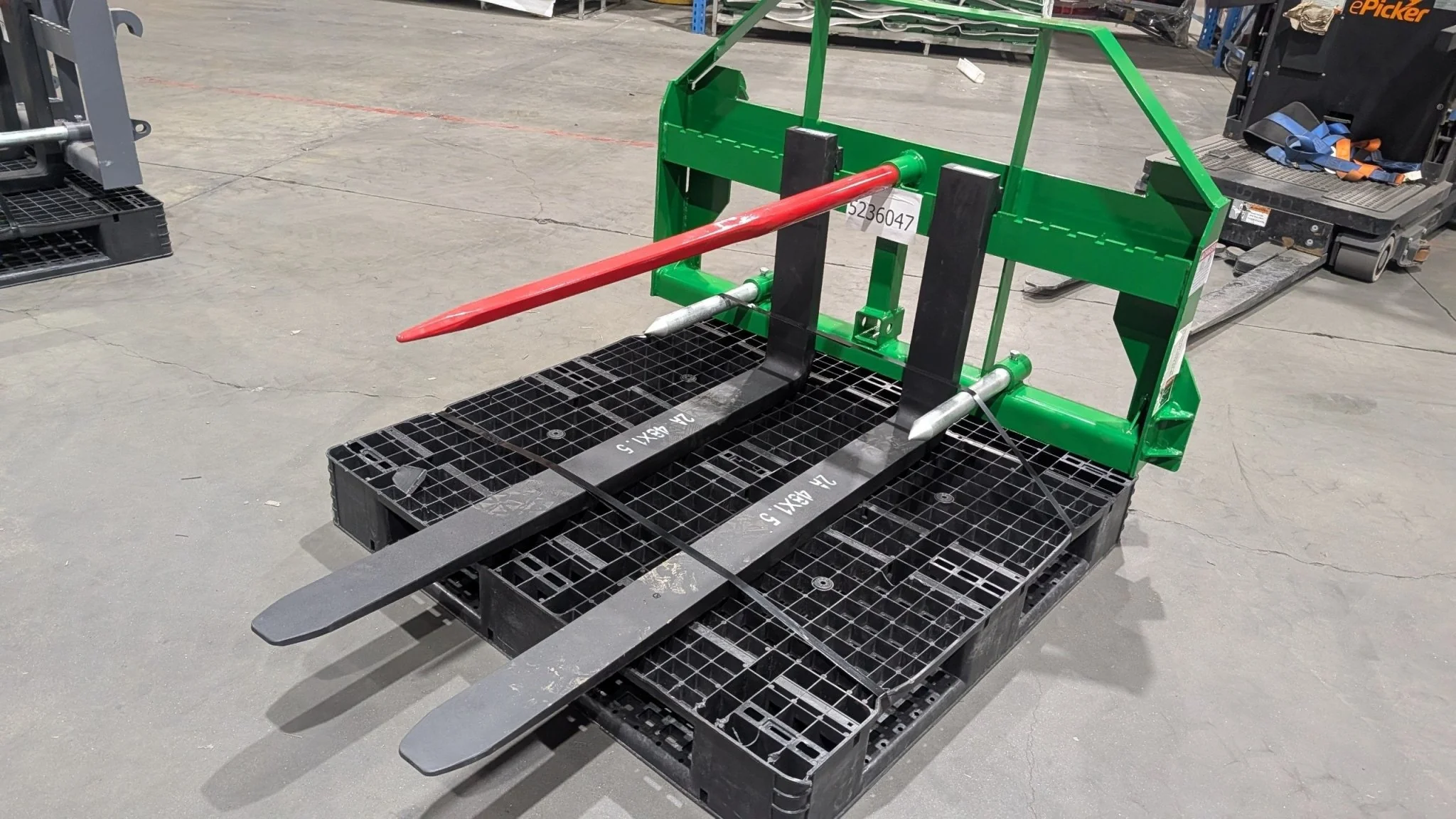 John Deere Euro Global Combo Attachment – Tractor Pallet Forks Hay Spear 2-in-1 Implement 5236047 - Image 7