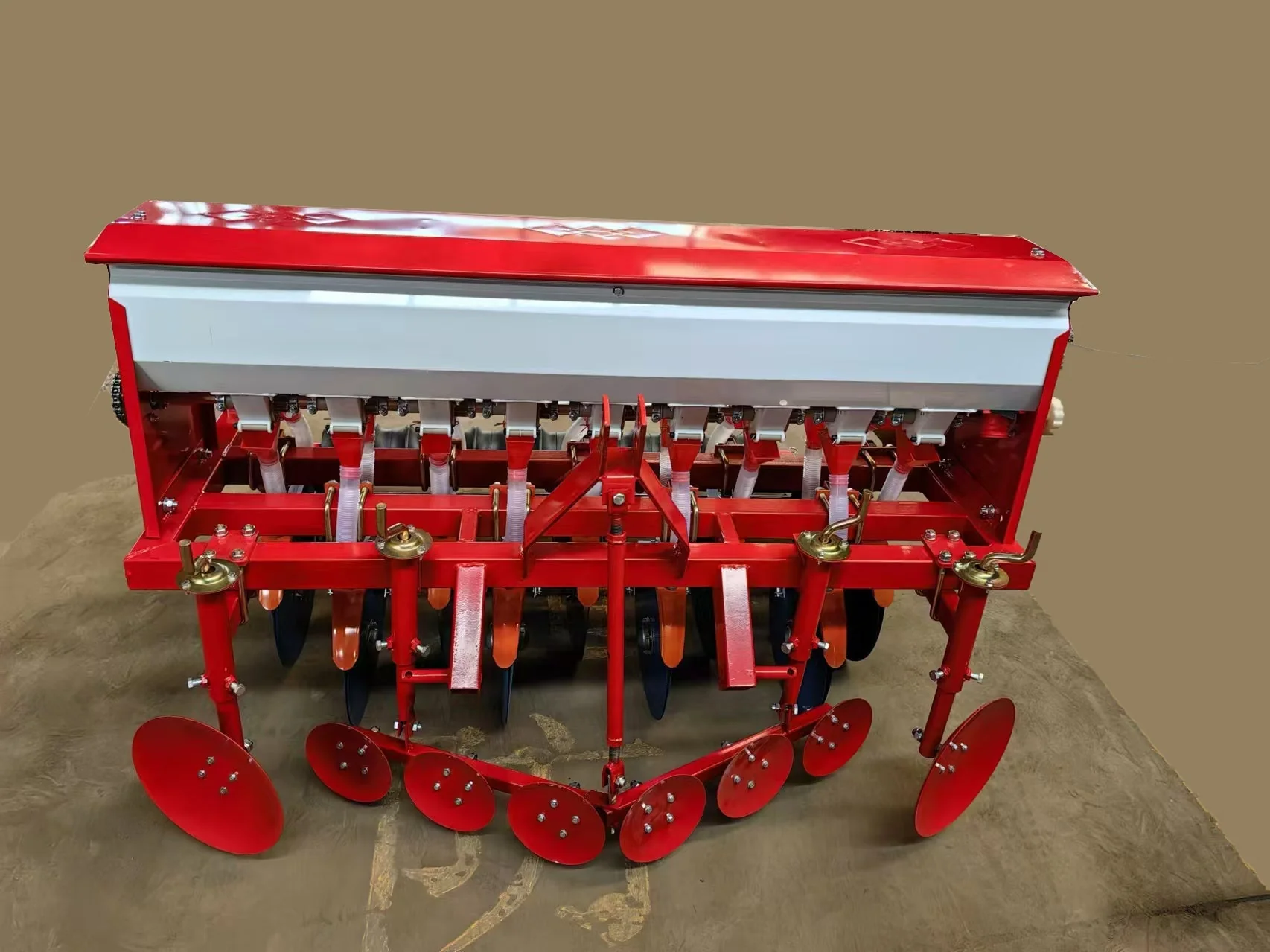 Tractor Seeders 4 FT, 6 FT, 8 FT & 12 FT – 3-Point Hitch Grain & Fertilizer Planter Attachment - Image 6