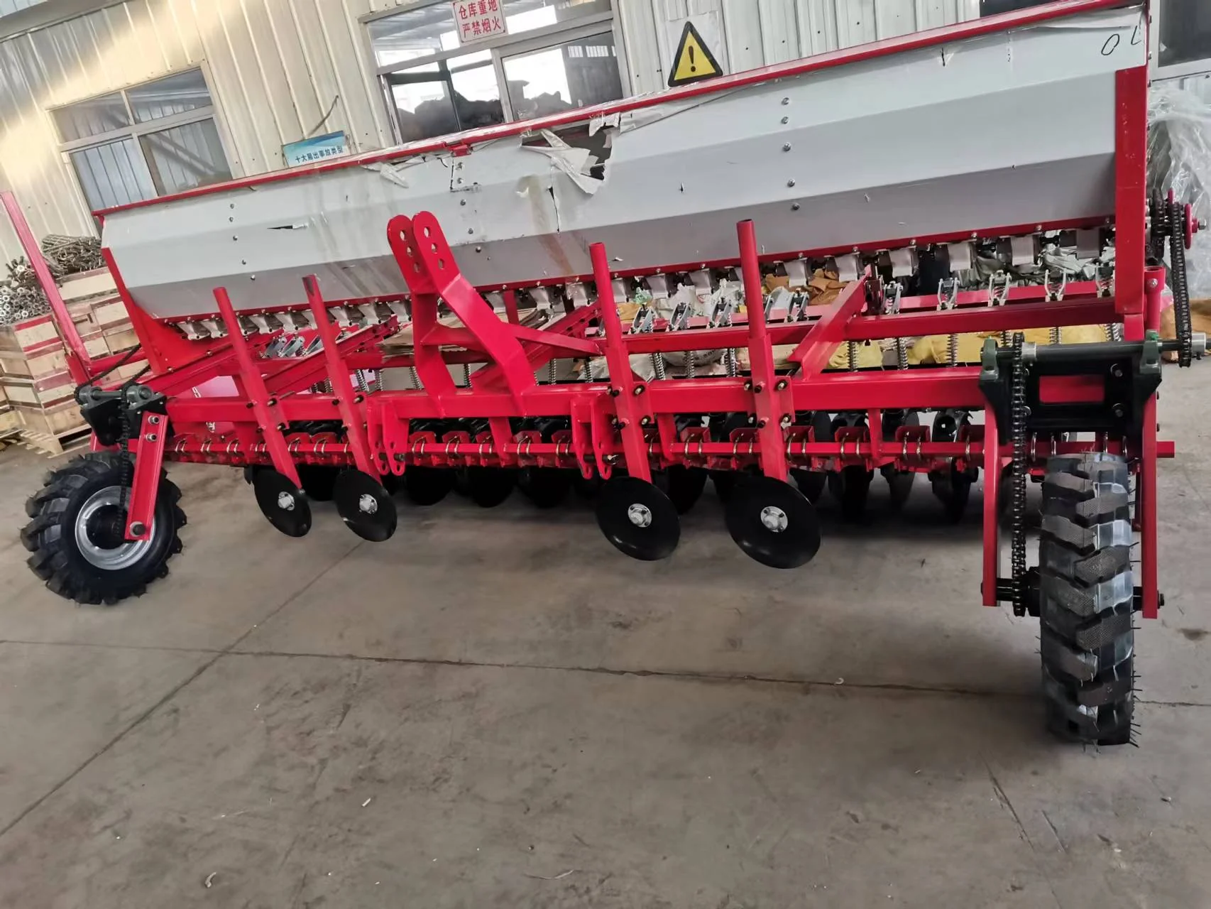 Tractor Seeders 4 FT, 6 FT, 8 FT & 12 FT – 3-Point Hitch Grain & Fertilizer Planter Attachment - Image 8