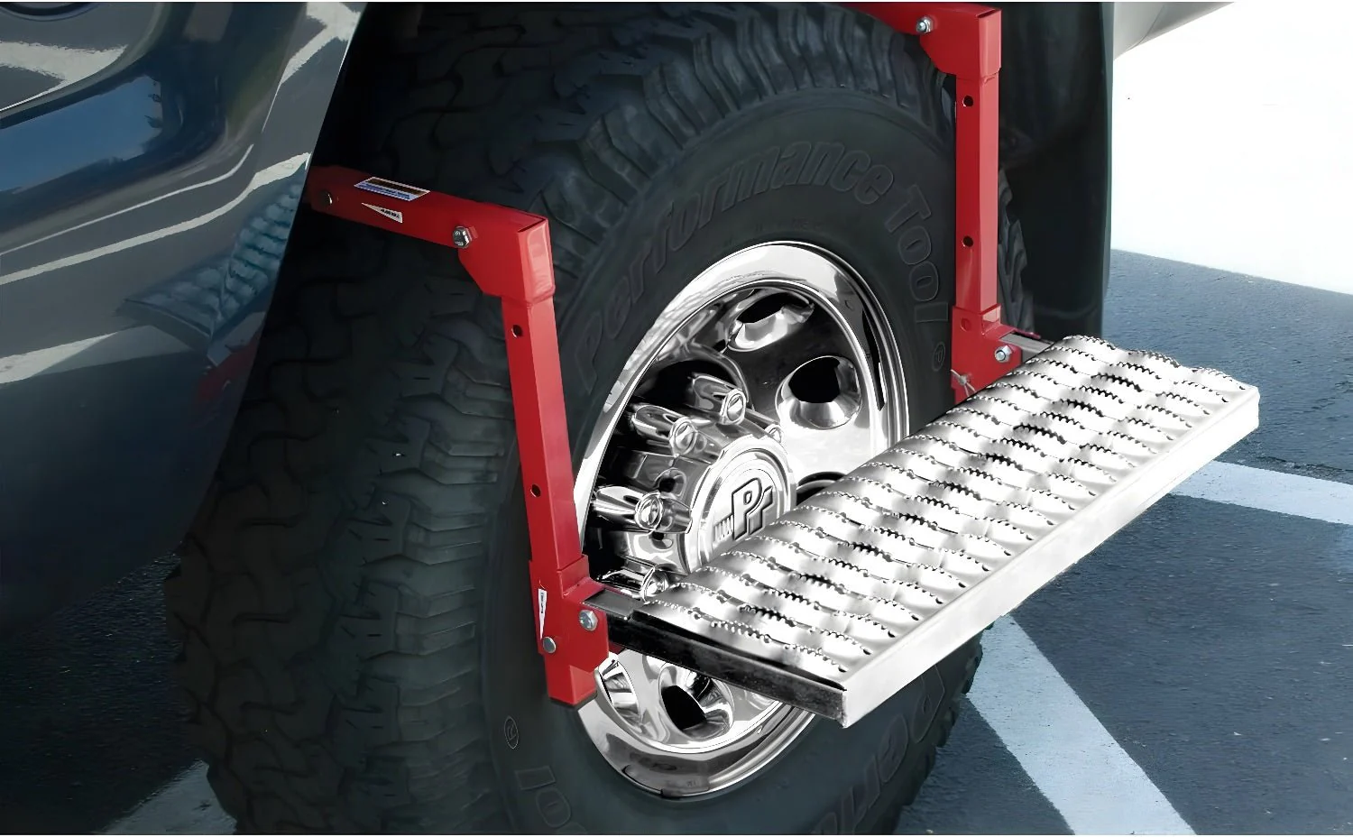 Truck & SUV Over-Wheel Step – 350 lb Capacity, 9″×21″ Non-Slip Platform, Fits Tires Up to 13″ Wide WS52581