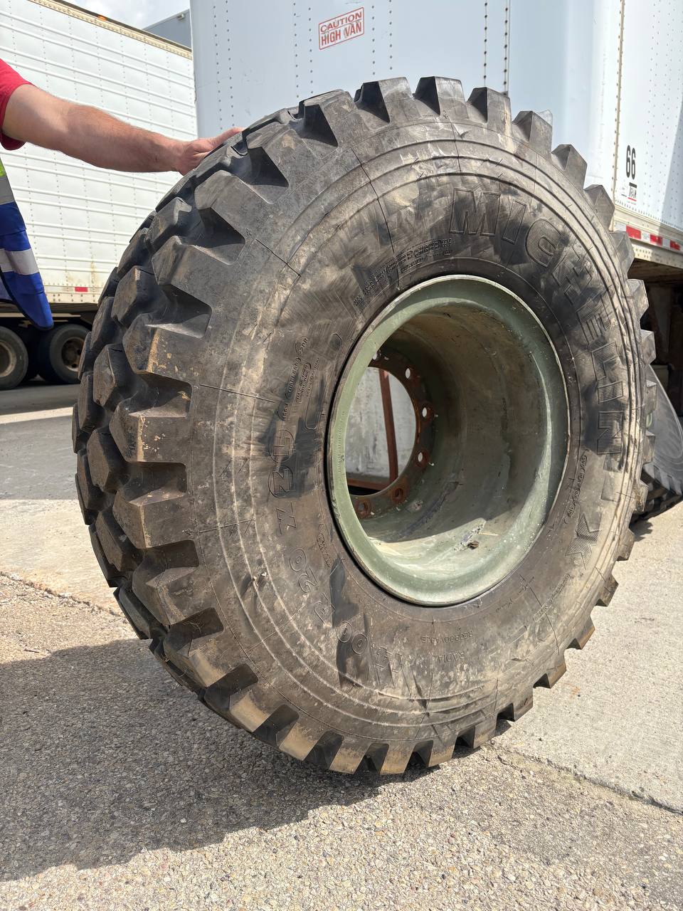 ๐ Used Military Surplus Michelin XZL Tires & Rims โ 14.00R20 - Image 5