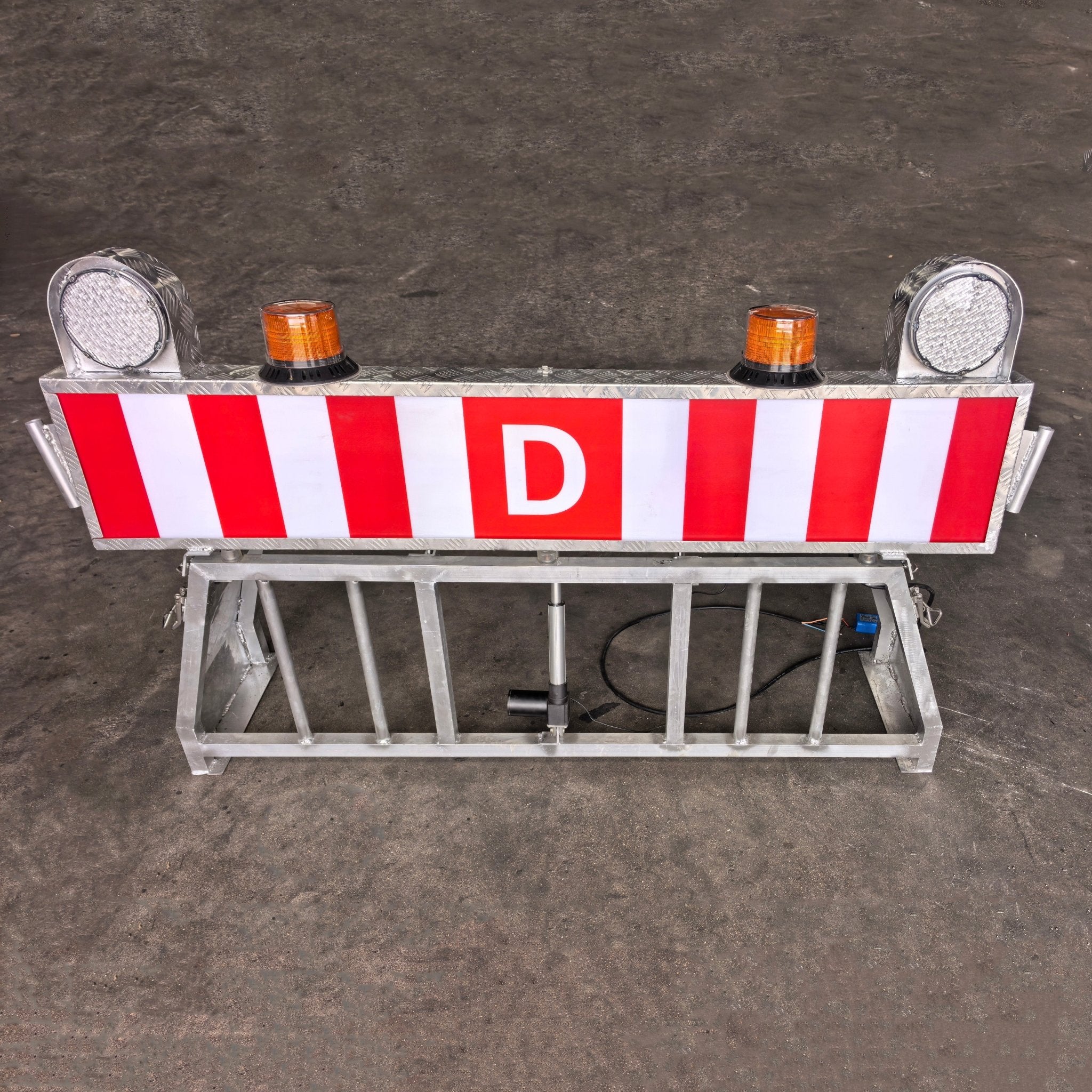 LED Pilot Car Escort Sign with Amber Beacons Heavy Duty Aluminum Frame with Hydraulic Lift 2934814 - Image 2